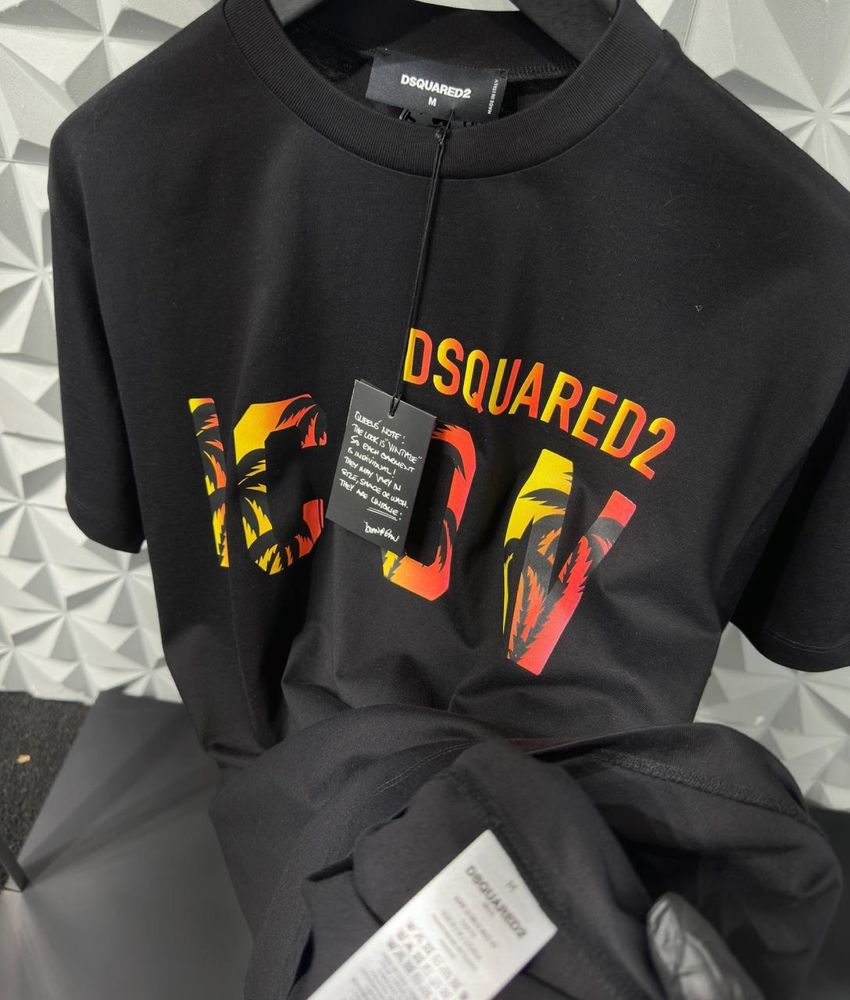 Tricou Dsquared ( Nu Gucci, Prada, Fendi, Balmain)