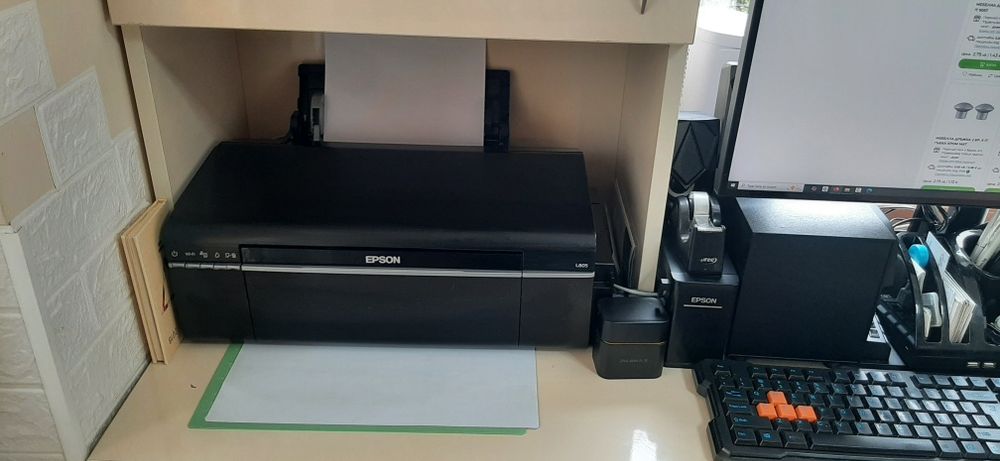 Epson L805 Wi-Fi фотопринтер