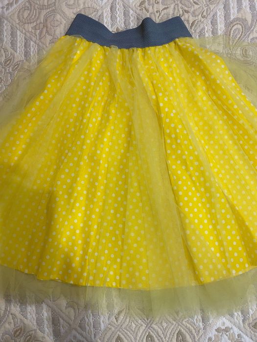 Жълта Пола на точки - Verne