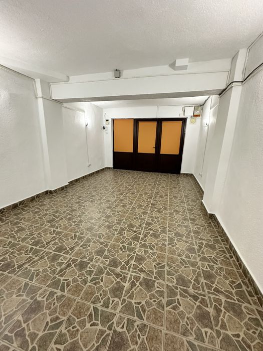 Inchiriez Garaj Zona Centrala Strada General Magheru 27 mp