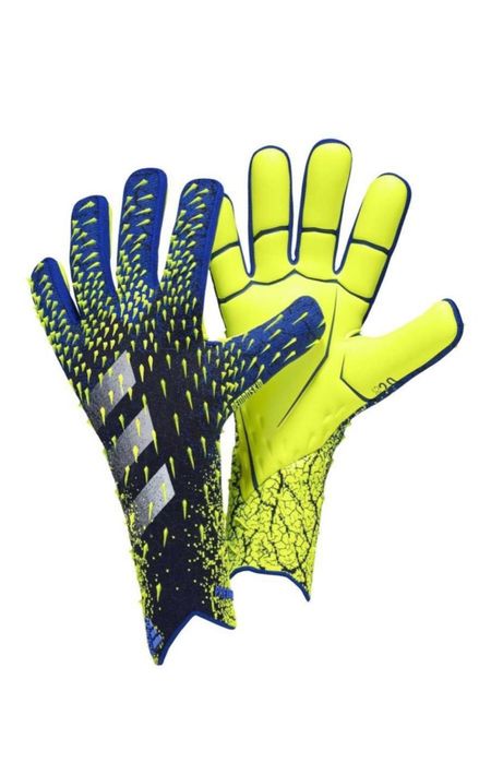 Футбольный перчатка