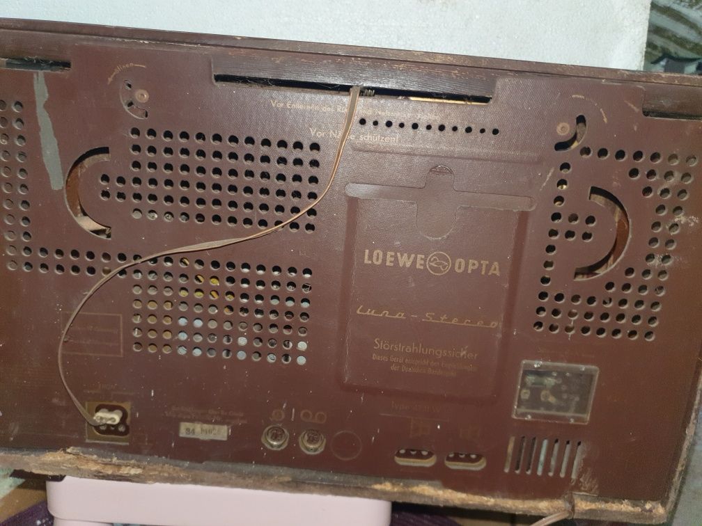 Radio vintage lampi Loewe Luna Opta Stereo