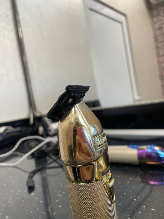 Професионални машинки за подстигване двете за 250 лв