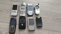 Lot telefoane de colectie motorola v70 v3 nokia