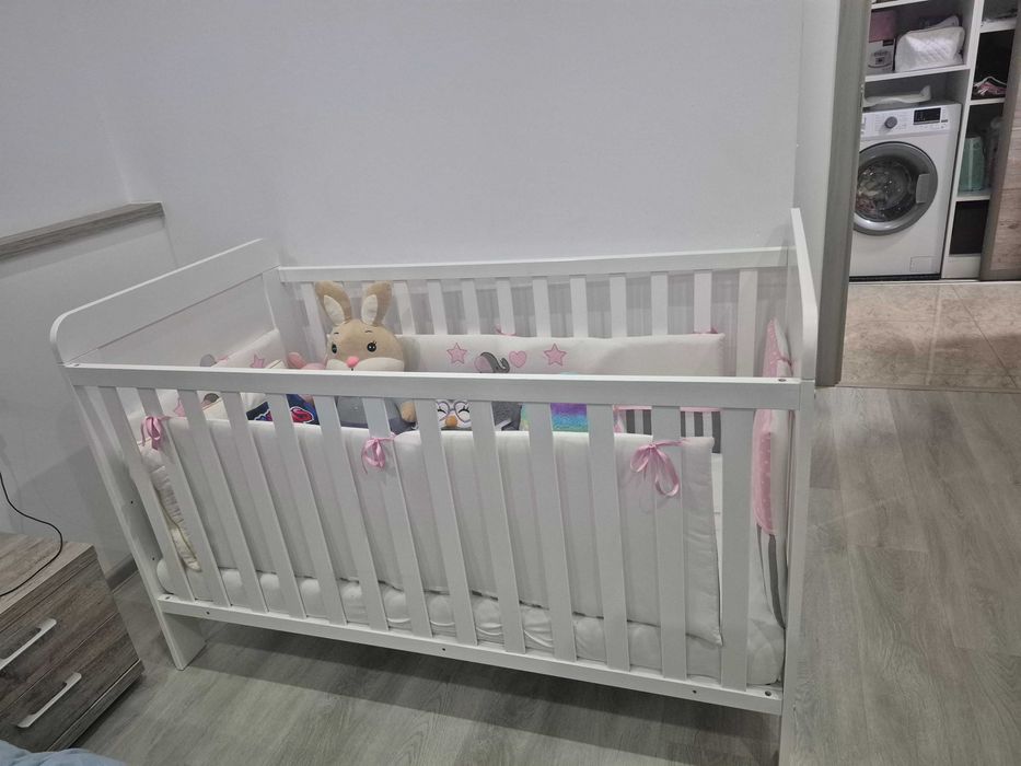 Pătuț copii plus saltea plus păturici laterale..