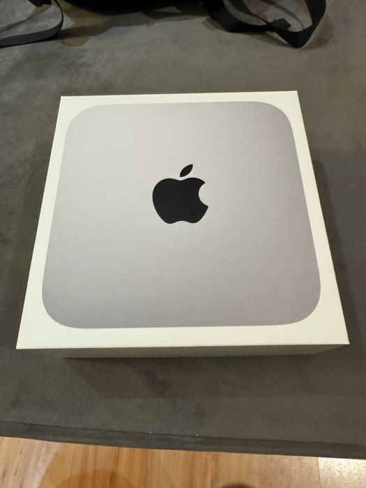 Mac Mini, M1, 16gb RAM, 256 SSD
