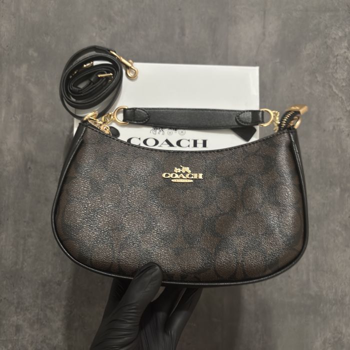 Coach Teri Brown Canvas - Дамска Чантичка