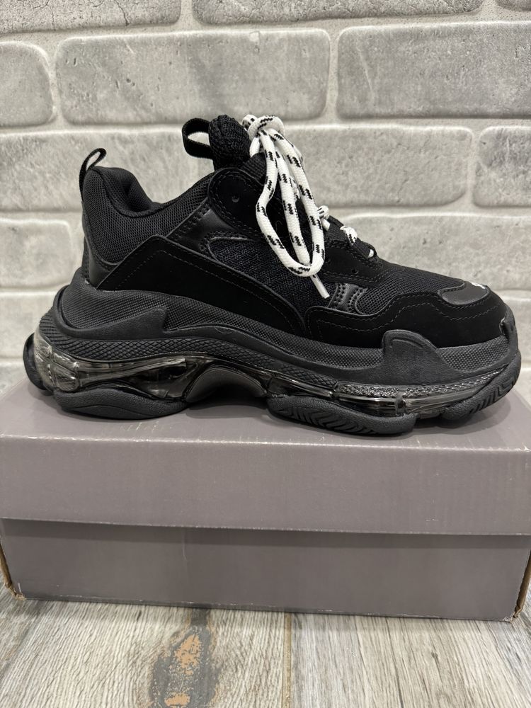 Balenciaha Triple S Black Clear Sole 38-45