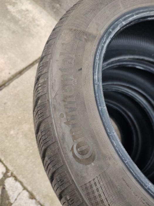 Vând Set Cauciucuri 205/55/16 M+S Continental Import Germania