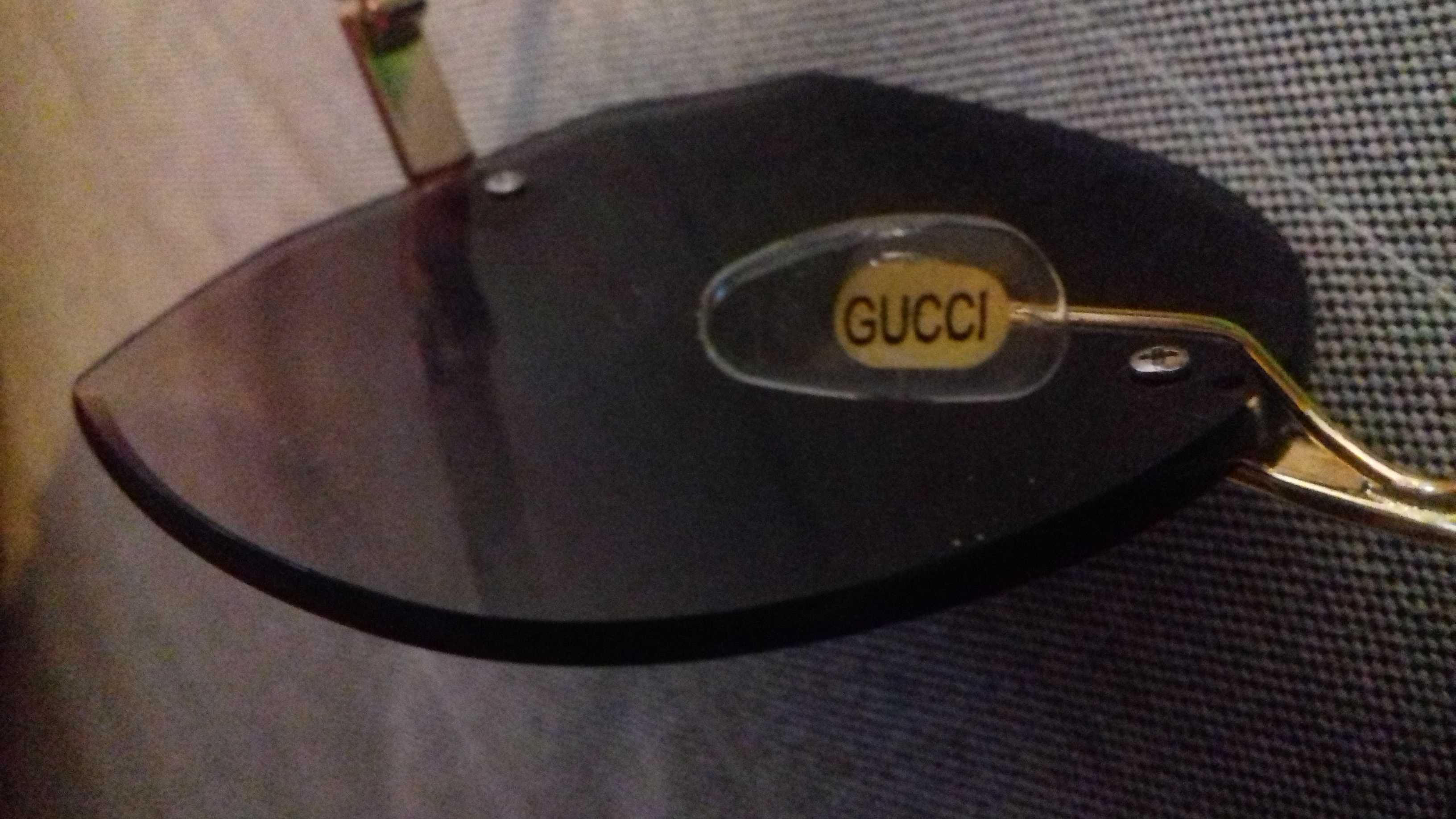 vand    ochelari    soare    GUCCI    unisex