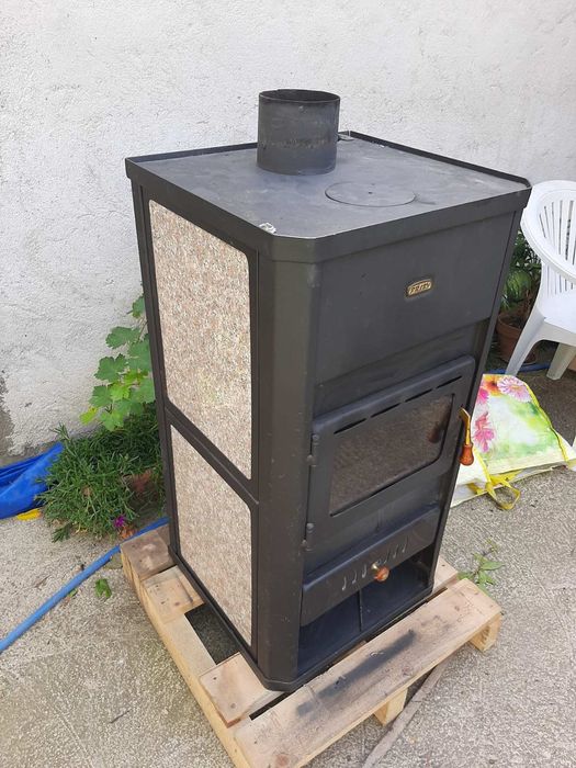 Камина с водна риза