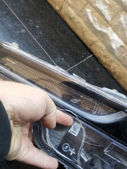 Far stânga full led adaptiv toyota corolla e210 hatchback combi