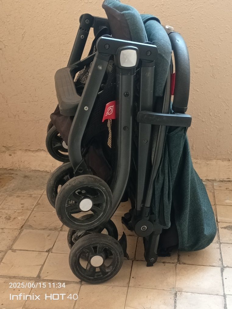 Kolyaska bolalar Uchun