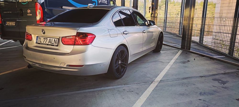 Bmw seria 3 f30 320d/ M paket/ 184 cp. Accept variante!