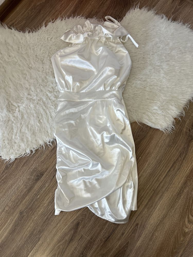 Рокля zara beeshka h&m pull&bear
