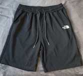 Pantaloni scurti si tricou The Nord Face