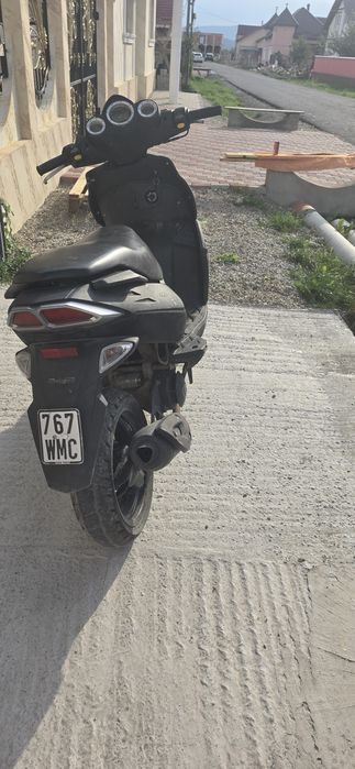 Scuter magaluti f12