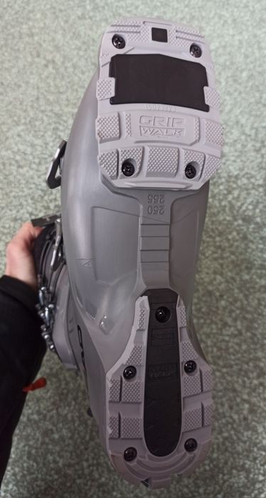 Clăpari schi Head Kore 110 MV GW pentru bărbați. (NOI)