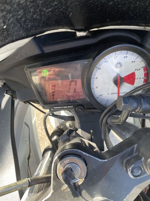 Yamaha YZF R125 2012