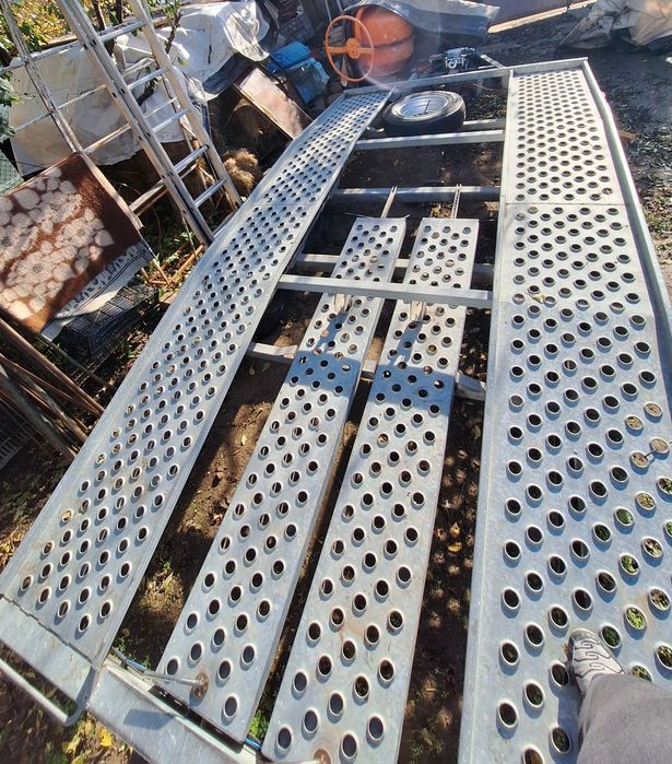 Платформа за коли и джипове