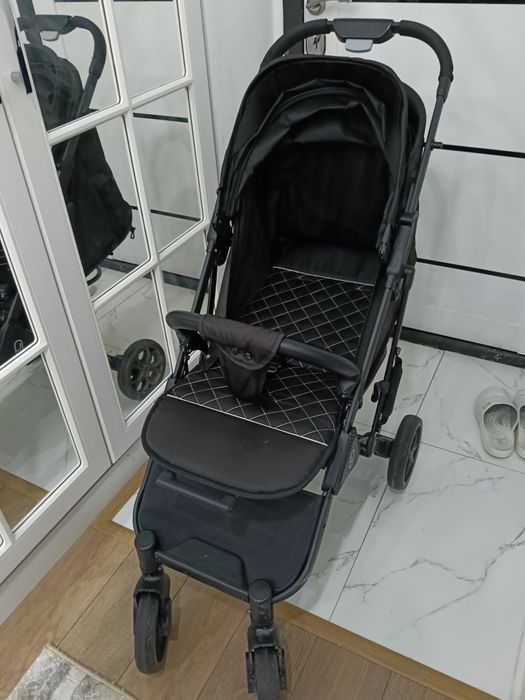 Коляска прогулочная