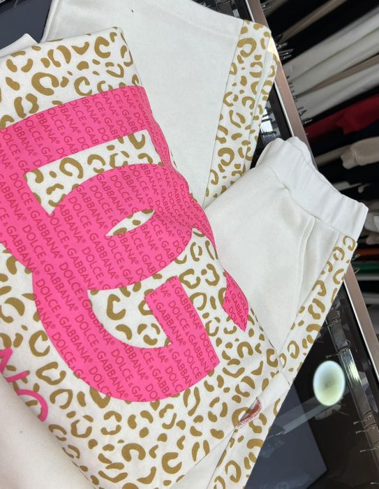 D&G Дамски екипи