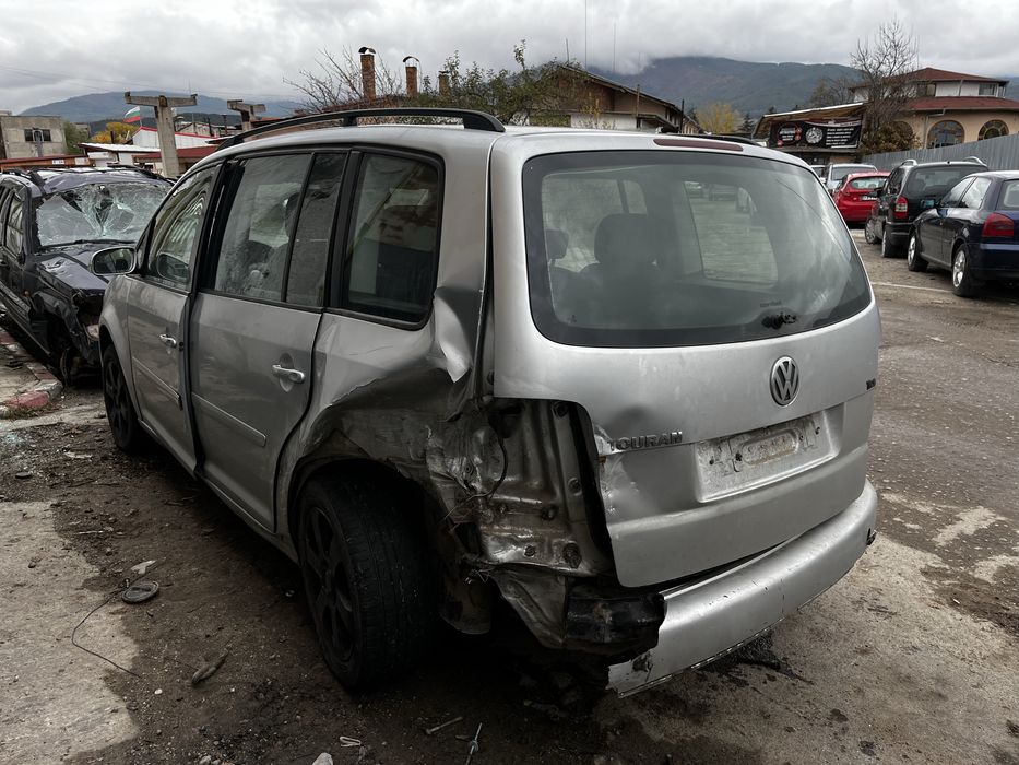 На части vw touran 2.0 TDI 140