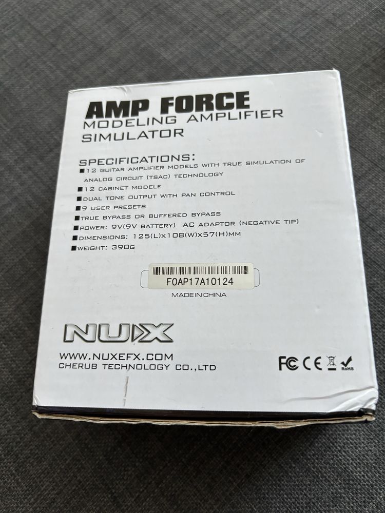 Efect chitara electrica Nux Amp Force simulator amplificator