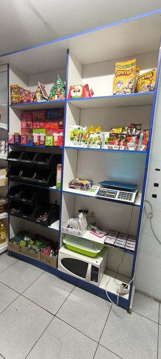 Полка для магазина срочно продам 30000