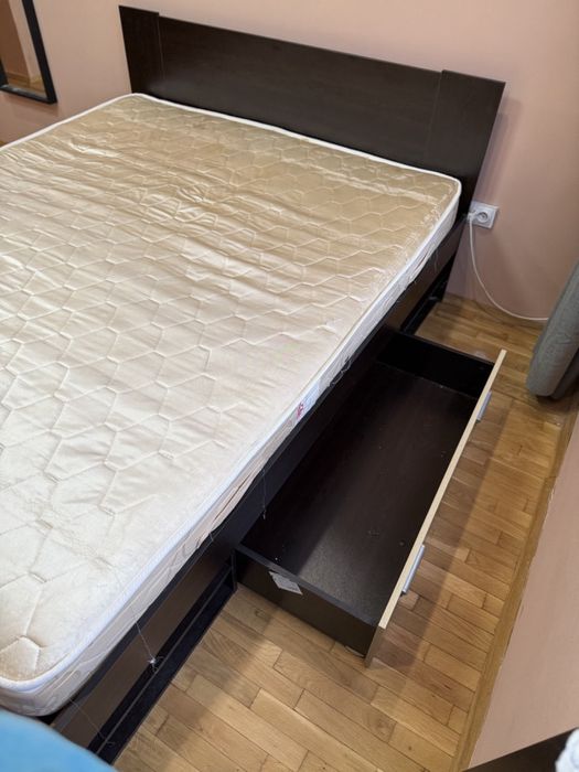 Спалня 160/200 с подматрачна рамка и матрак