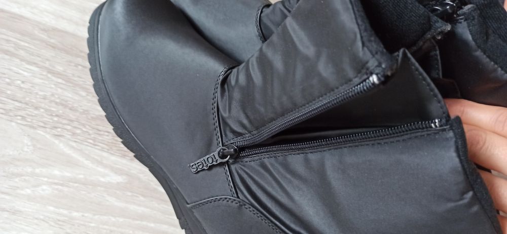 Cizme dama waterproof noi cu eticheta