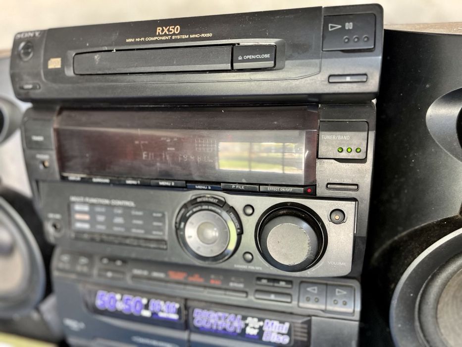 Стерео уредба SONY RX50