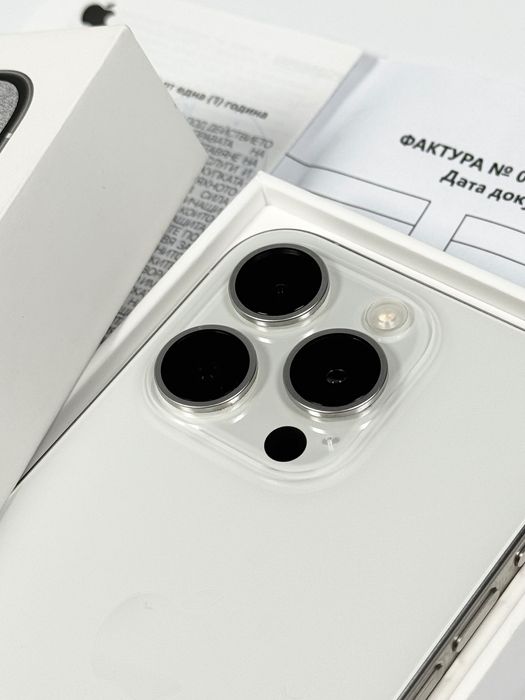 Apple iPhone 15 Pro 256GB - White Titanium