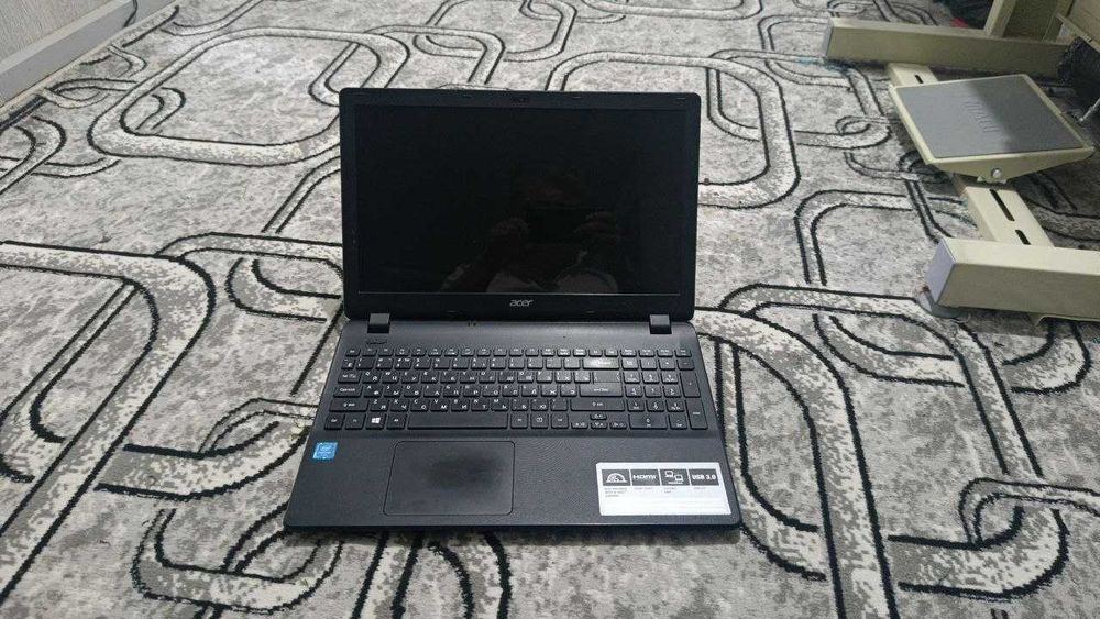 DEYARLI yangi noutbuk sotiladi