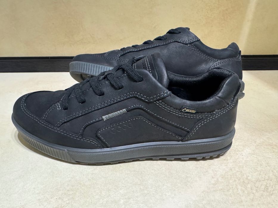 Ecco Gore Tex Shoes.