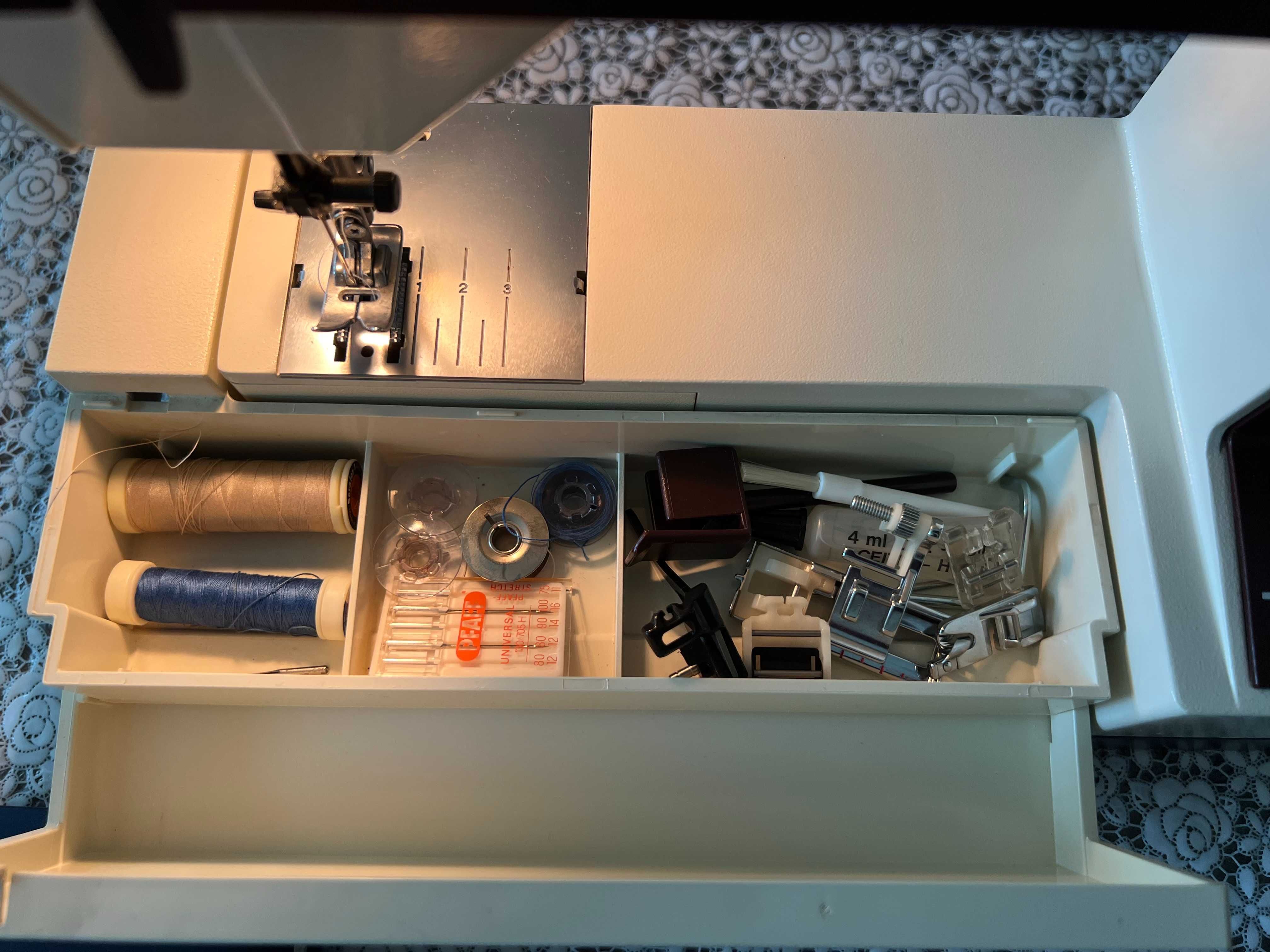 Шевна машина Pfaff tipmatic 1019