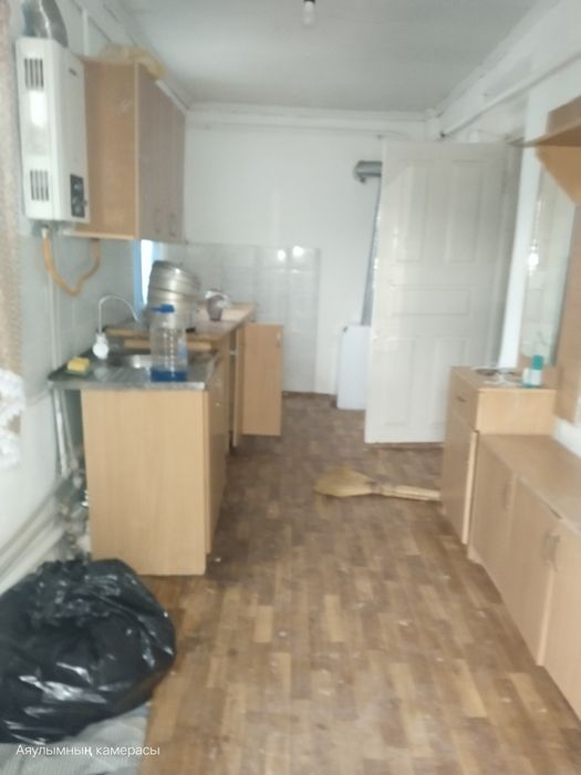 Панфилова 15 дом жалга бериледи,хозайкасыз.50мын ком услуг болек