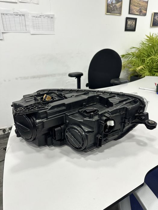 Far dreapta led Skoda Octavia 3