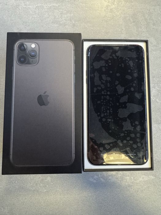 Se vinde iPhone 11 Pro Max 512Gb