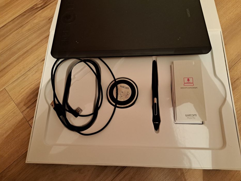Графичен таблет Wacom Intuos Pro M, North