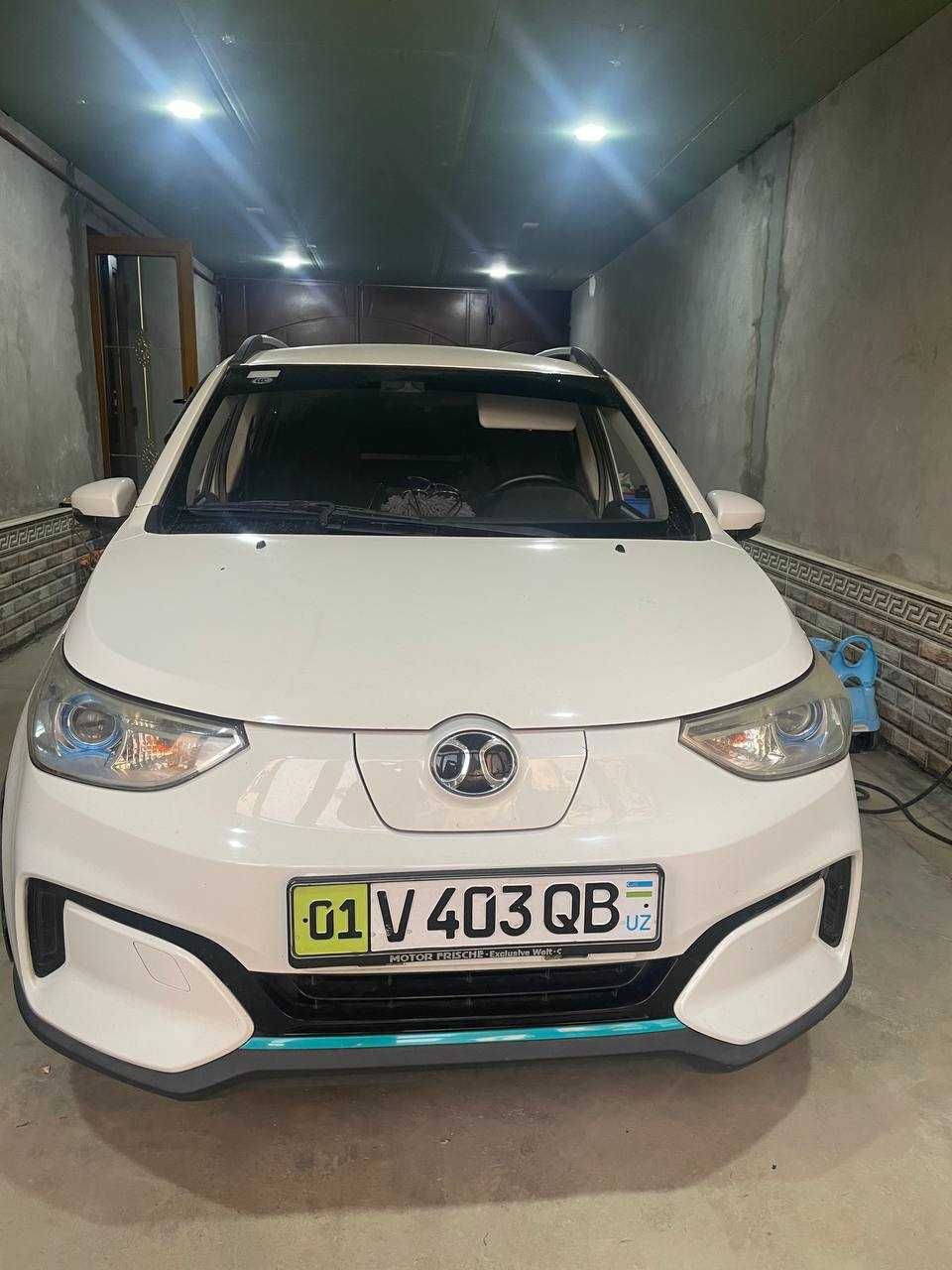 Электромобиль Baic EC3 сотилади