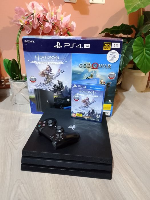 Playstation 4 Pro 4K, 1 Tb + 20 jocuri