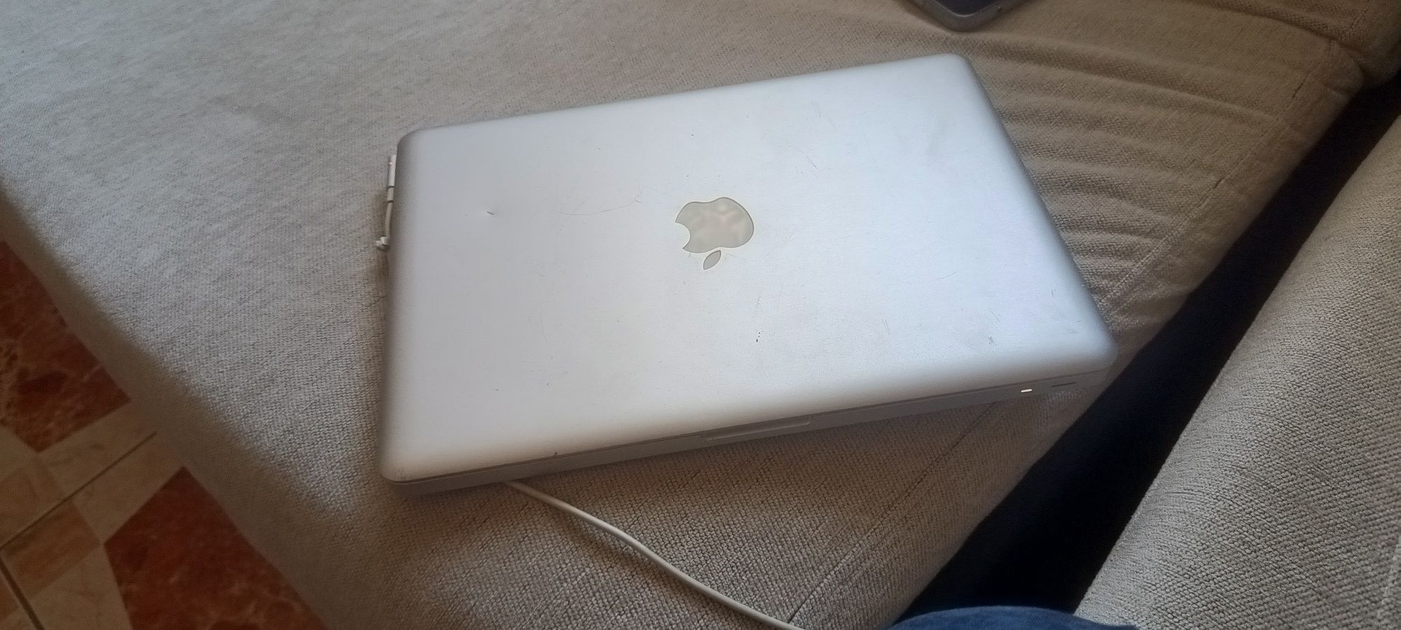 Macbook pro 2009