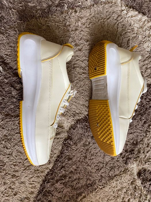 Adidasi albi femei marimea 38