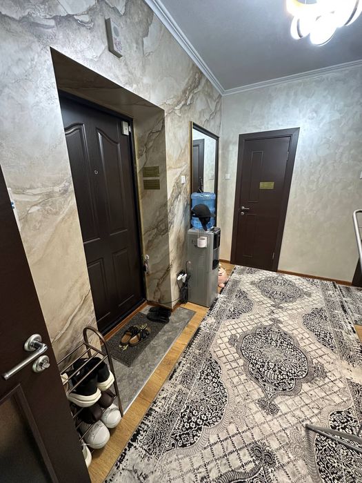 Продается квартира uy soyiladi