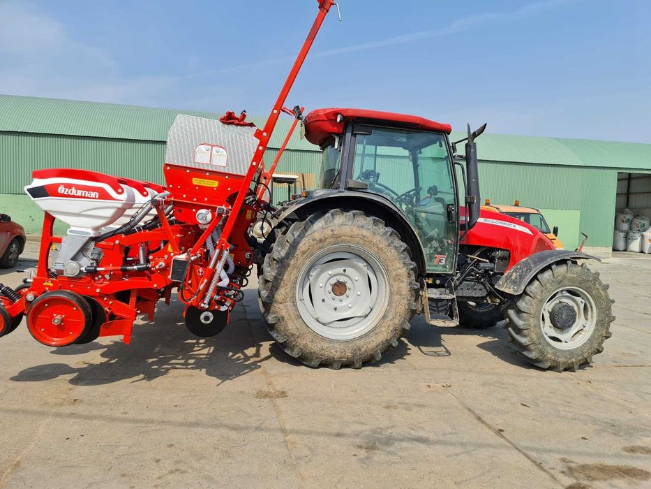 Semanatoare 6 R dublu disc cu fertilizare