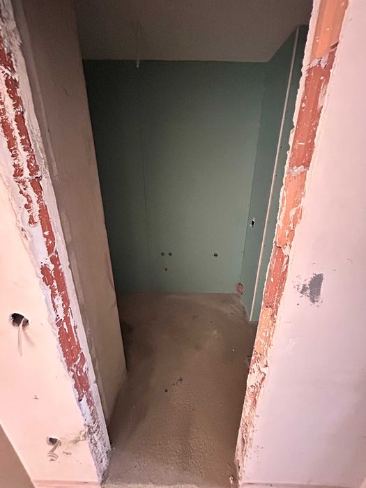 Продава се Двустаен апартамент в Пловдив, Христо Смирненски - 70 кв.м за 1215 €/кв.м - Снимка #2