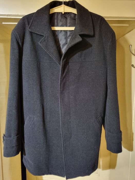 Vand palton negru nr 58