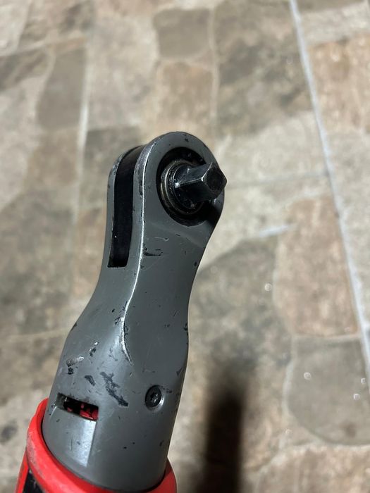 Clichet milwaukee M12