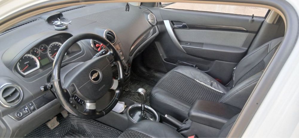 Машина chevrolet nexia 3 Ravon